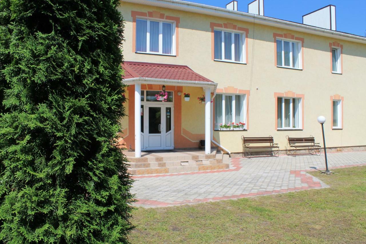 Kremin Hotel Kremenec Kültér fotó