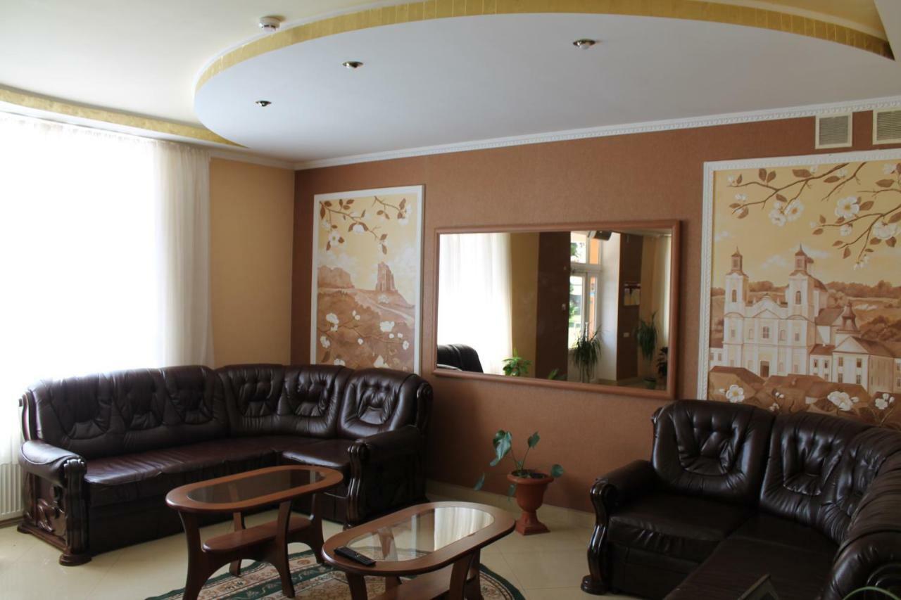 Kremin Hotel Kremenec Kültér fotó