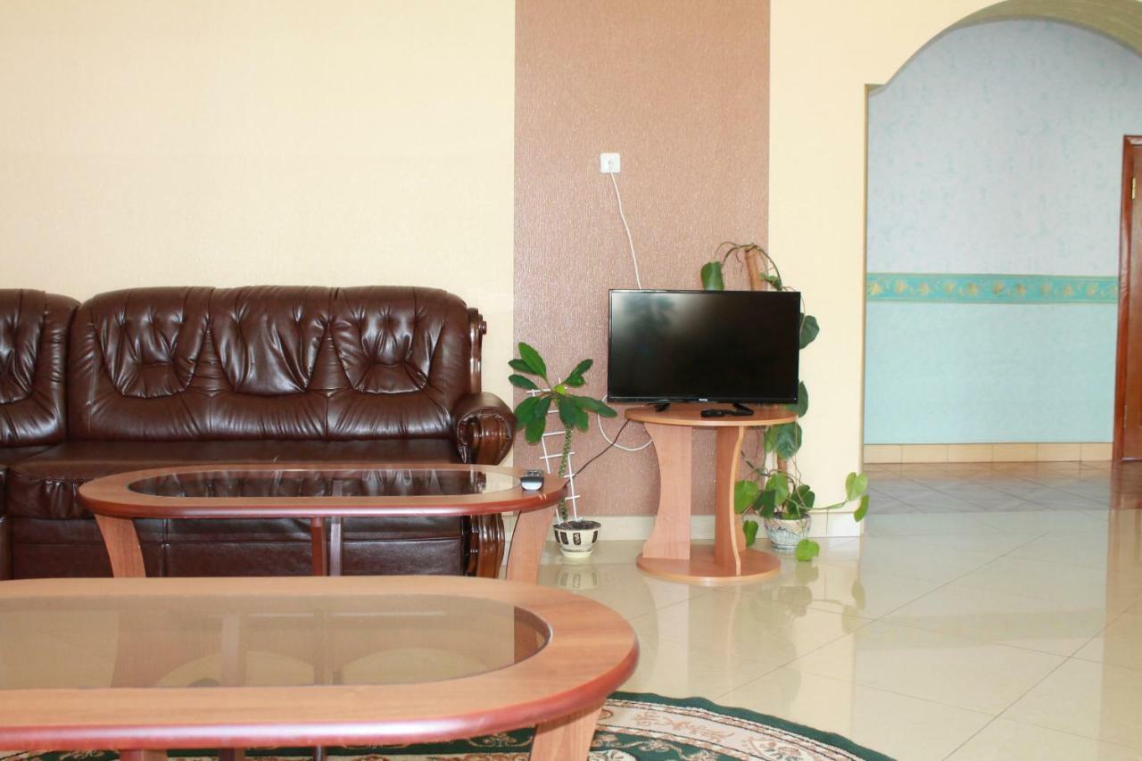 Kremin Hotel Kremenec Kültér fotó