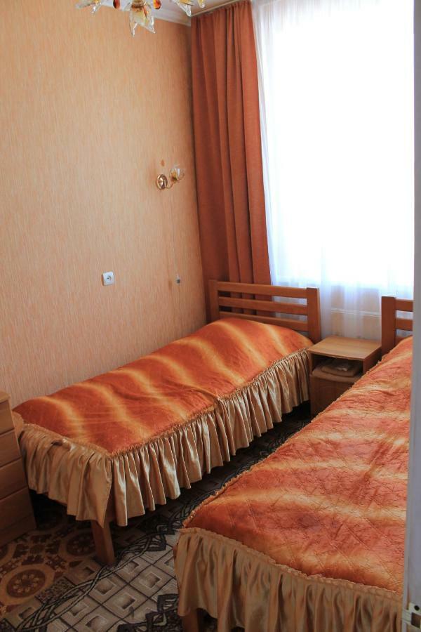 Kremin Hotel Kremenec Kültér fotó