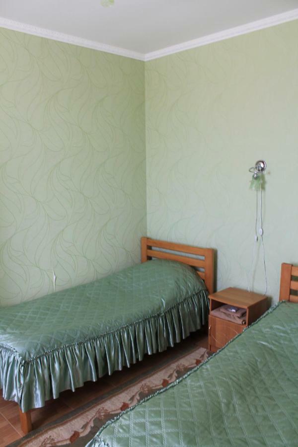 Kremin Hotel Kremenec Kültér fotó