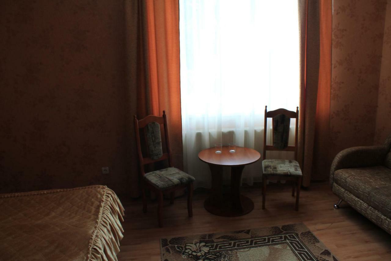 Kremin Hotel Kremenec Kültér fotó