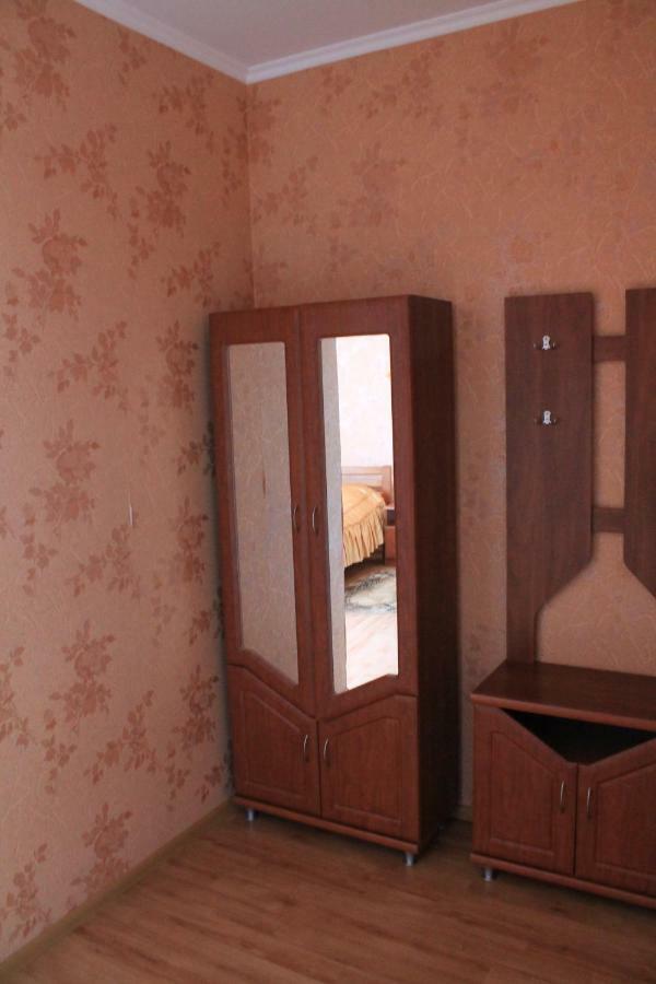 Kremin Hotel Kremenec Kültér fotó