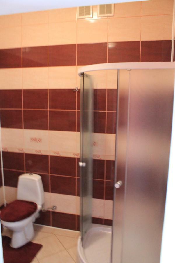 Kremin Hotel Kremenec Kültér fotó