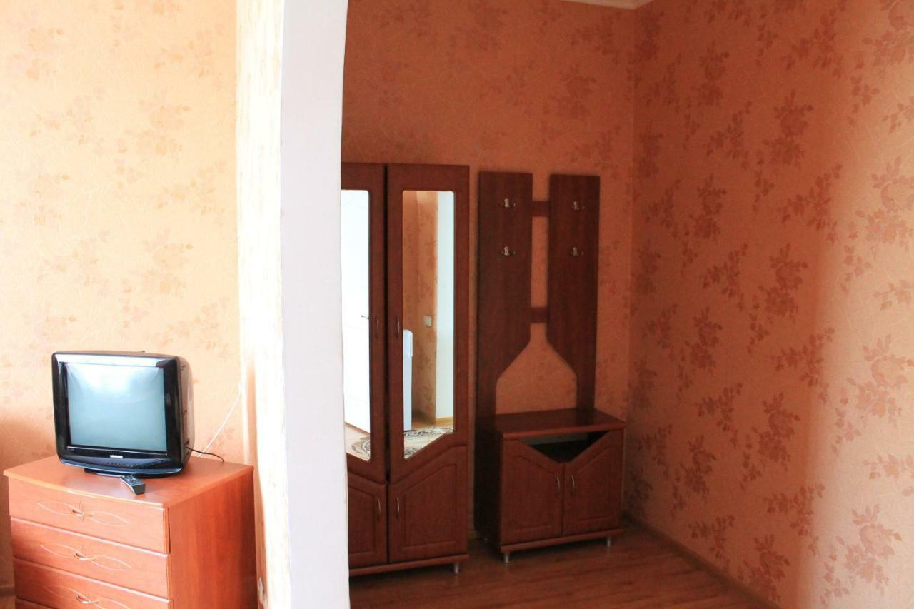 Kremin Hotel Kremenec Kültér fotó